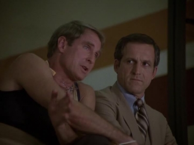 HILL_STREET_BLUES_-_E2X04_THE_SECOND_OLDEST_PROFESSION_303.jpg