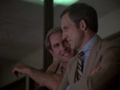 HILL_STREET_BLUES_-_E2X04_THE_SECOND_OLDEST_PROFESSION_375.jpg