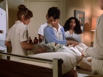 HILL_STREET_BLUES_-_E2X10_THE_SPY_WHO_CAME_IN_FROM_DELGADO_209.jpg