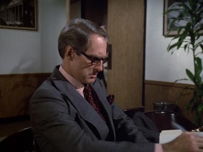 HILL_STREET_BLUES_-_E2X11_FREEDOMS_LAST_STAND_003.jpg