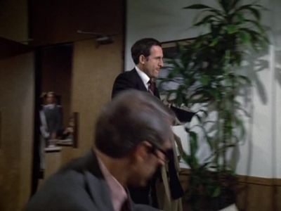 HILL_STREET_BLUES_-_E2X11_FREEDOMS_LAST_STAND_016.jpg
