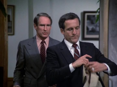 HILL_STREET_BLUES_-_E2X11_FREEDOMS_LAST_STAND_088.jpg