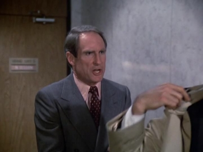 HILL_STREET_BLUES_-_E2X11_FREEDOMS_LAST_STAND_125.jpg