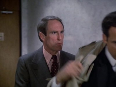 HILL_STREET_BLUES_-_E2X11_FREEDOMS_LAST_STAND_128.jpg