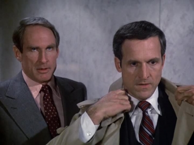 HILL_STREET_BLUES_-_E2X11_FREEDOMS_LAST_STAND_150.jpg