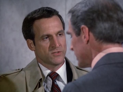 HILL_STREET_BLUES_-_E2X11_FREEDOMS_LAST_STAND_176.jpg