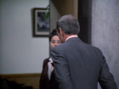 HILL_STREET_BLUES_-_E2X11_FREEDOMS_LAST_STAND_396.jpg