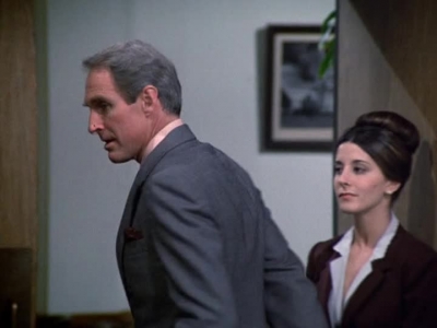 HILL_STREET_BLUES_-_E2X11_FREEDOMS_LAST_STAND_402.jpg