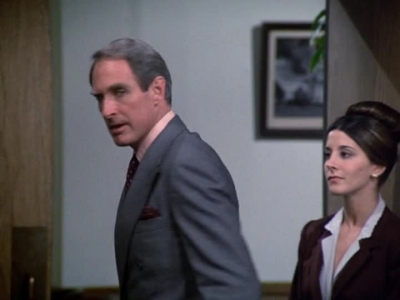 HILL_STREET_BLUES_-_E2X11_FREEDOMS_LAST_STAND_403.jpg