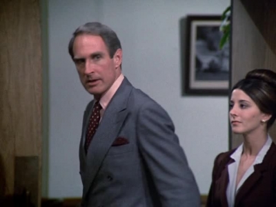 HILL_STREET_BLUES_-_E2X11_FREEDOMS_LAST_STAND_404.jpg