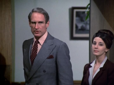 HILL_STREET_BLUES_-_E2X11_FREEDOMS_LAST_STAND_417.jpg