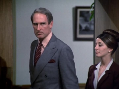 HILL_STREET_BLUES_-_E2X11_FREEDOMS_LAST_STAND_431.jpg