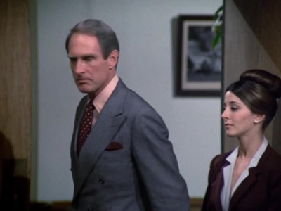 HILL_STREET_BLUES_-_E2X11_FREEDOMS_LAST_STAND_432.jpg