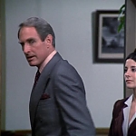 HILL_STREET_BLUES_-_E2X11_FREEDOMS_LAST_STAND_403.jpg