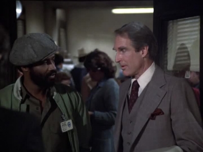 HILL_STREET_BLUES_-_E2X15_SOME_LIKE_IT_HOT_WIRED_054.jpg