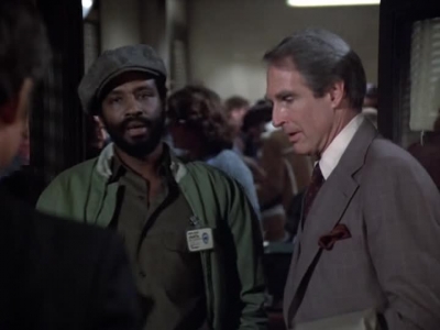 HILL_STREET_BLUES_-_E2X15_SOME_LIKE_IT_HOT_WIRED_064.jpg