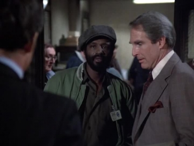 HILL_STREET_BLUES_-_E2X15_SOME_LIKE_IT_HOT_WIRED_069.jpg
