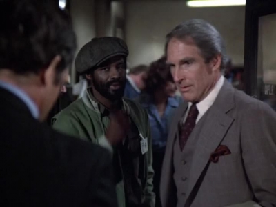HILL_STREET_BLUES_-_E2X15_SOME_LIKE_IT_HOT_WIRED_073.jpg