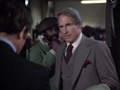 HILL_STREET_BLUES_-_E2X15_SOME_LIKE_IT_HOT_WIRED_075.jpg