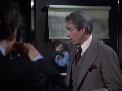 HILL_STREET_BLUES_-_E2X15_SOME_LIKE_IT_HOT_WIRED_084.jpg