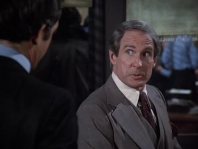 HILL_STREET_BLUES_-_E2X15_SOME_LIKE_IT_HOT_WIRED_151.jpg