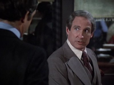 HILL_STREET_BLUES_-_E2X15_SOME_LIKE_IT_HOT_WIRED_176.jpg
