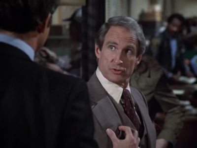 HILL_STREET_BLUES_-_E2X15_SOME_LIKE_IT_HOT_WIRED_237.jpg