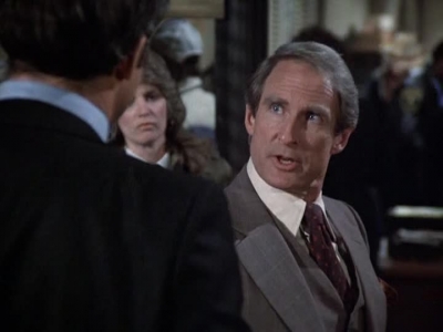 HILL_STREET_BLUES_-_E2X15_SOME_LIKE_IT_HOT_WIRED_247.jpg