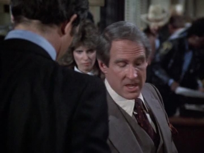 HILL_STREET_BLUES_-_E2X15_SOME_LIKE_IT_HOT_WIRED_305.jpg