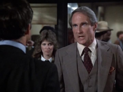 HILL_STREET_BLUES_-_E2X15_SOME_LIKE_IT_HOT_WIRED_326.jpg