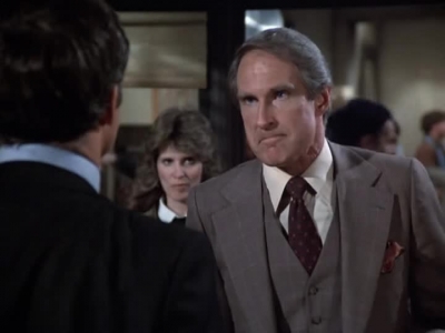 HILL_STREET_BLUES_-_E2X15_SOME_LIKE_IT_HOT_WIRED_331.jpg