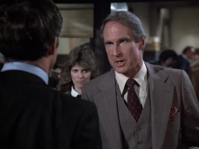 HILL_STREET_BLUES_-_E2X15_SOME_LIKE_IT_HOT_WIRED_345.jpg