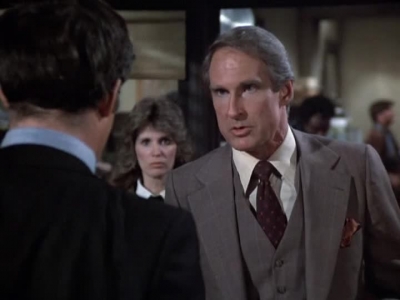 HILL_STREET_BLUES_-_E2X15_SOME_LIKE_IT_HOT_WIRED_368.jpg