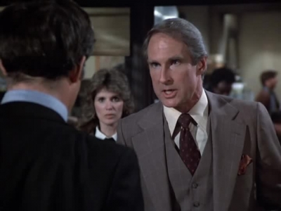 HILL_STREET_BLUES_-_E2X15_SOME_LIKE_IT_HOT_WIRED_369.jpg