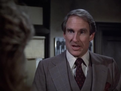 HILL_STREET_BLUES_-_E2X15_SOME_LIKE_IT_HOT_WIRED_423.jpg