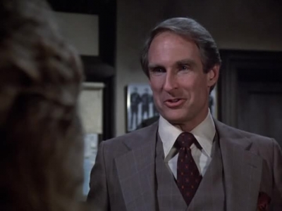 HILL_STREET_BLUES_-_E2X15_SOME_LIKE_IT_HOT_WIRED_442.jpg