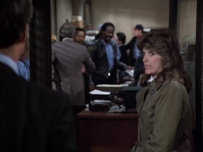 HILL_STREET_BLUES_-_E2X15_SOME_LIKE_IT_HOT_WIRED_477.jpg