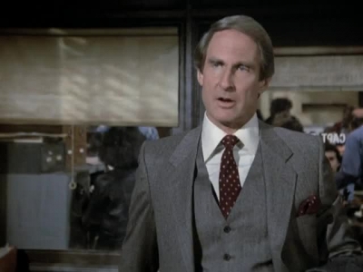 HILL_STREET_BLUES_-_E3X07_LITTLE_BOIL_BLUE_139.jpg