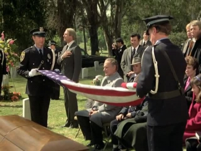 HILL_STREET_BLUES_-_E3X08_REQUIEM_FOR_A_HAIRBAG_060.jpg