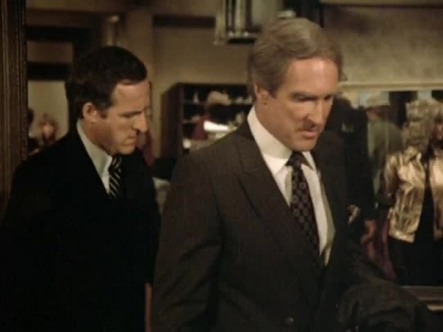 HILL_STREET_BLUES_-_E3X08_REQUIEM_FOR_A_HAIRBAG_098.jpg