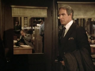 HILL_STREET_BLUES_-_E3X08_REQUIEM_FOR_A_HAIRBAG_111.jpg