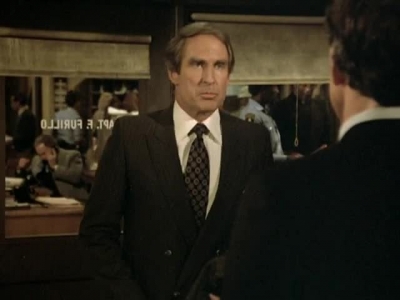 HILL_STREET_BLUES_-_E3X08_REQUIEM_FOR_A_HAIRBAG_153.jpg