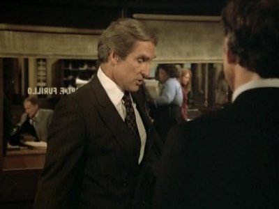 HILL_STREET_BLUES_-_E3X08_REQUIEM_FOR_A_HAIRBAG_185.jpg