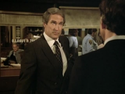 HILL_STREET_BLUES_-_E3X08_REQUIEM_FOR_A_HAIRBAG_195.jpg