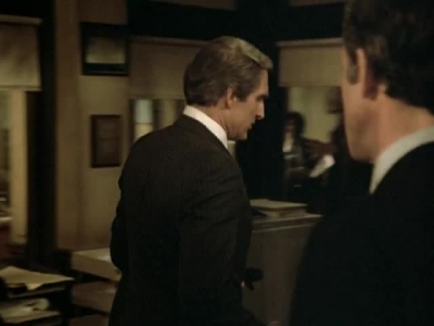 HILL_STREET_BLUES_-_E3X08_REQUIEM_FOR_A_HAIRBAG_204.jpg