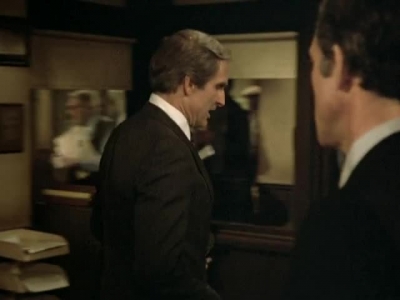 HILL_STREET_BLUES_-_E3X08_REQUIEM_FOR_A_HAIRBAG_205.jpg