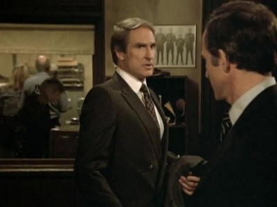 HILL_STREET_BLUES_-_E3X08_REQUIEM_FOR_A_HAIRBAG_246.jpg