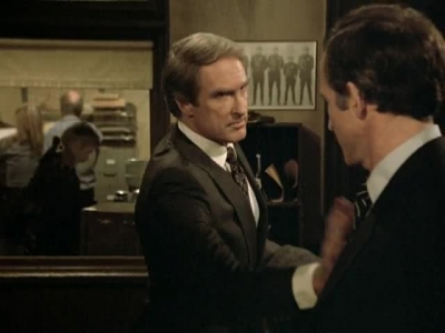 HILL_STREET_BLUES_-_E3X08_REQUIEM_FOR_A_HAIRBAG_250.jpg