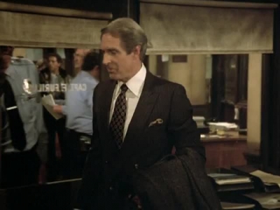 HILL_STREET_BLUES_-_E3X08_REQUIEM_FOR_A_HAIRBAG_283.jpg
