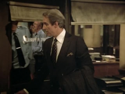HILL_STREET_BLUES_-_E3X08_REQUIEM_FOR_A_HAIRBAG_284.jpg